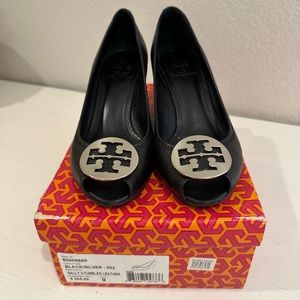 Tory Burch Sally 2 -Tumbled Leather Wedge Sz 9